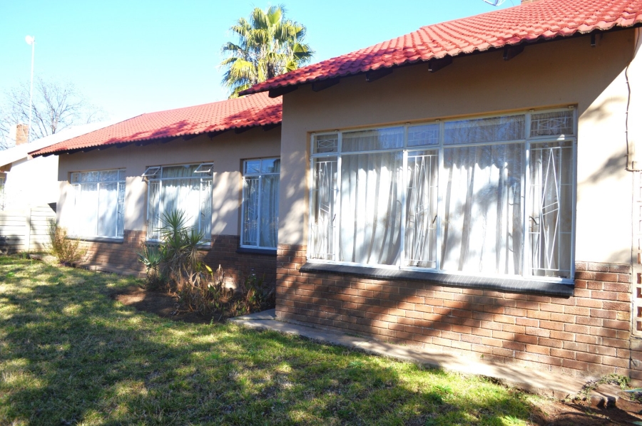 3 Bedroom Property for Sale in La Hoff North West